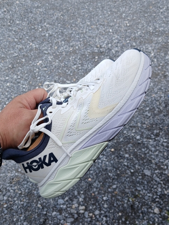 Hoka Shoes - Hoka One Arahi 5 Comfort/Athletic Medical Field Shoes Size 8 5 for Women
